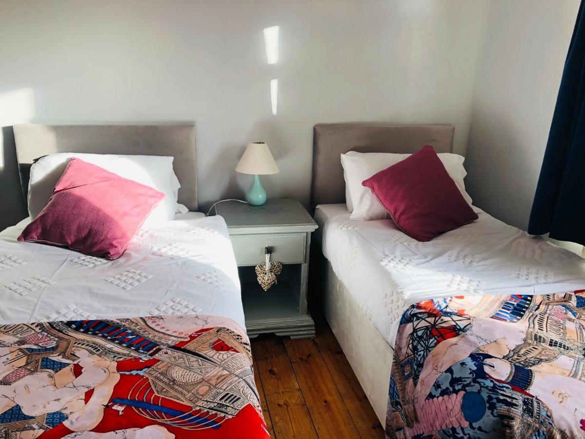 Universal Harmony Retreats Glastonbury Apartamento Exterior foto