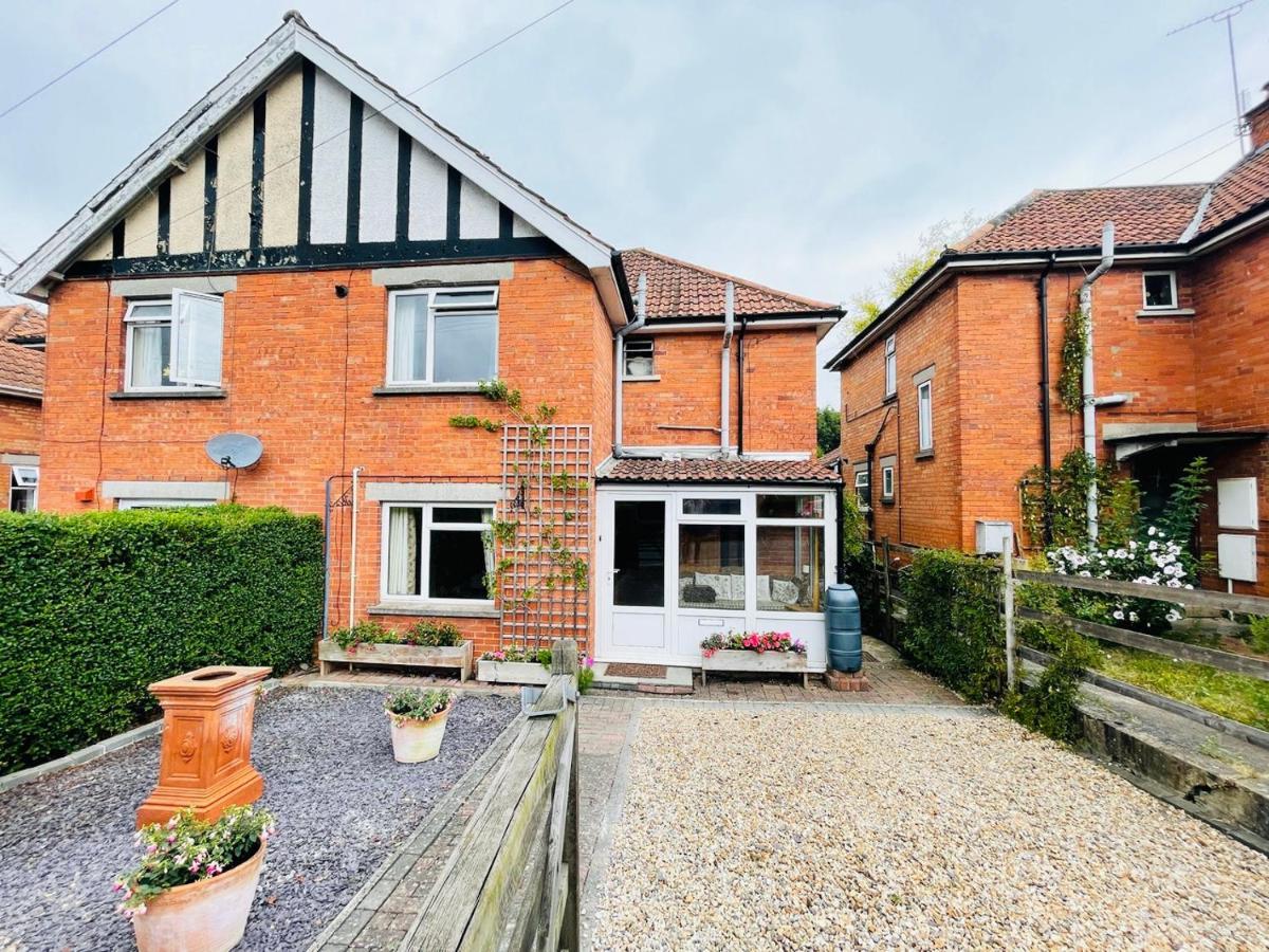 Universal Harmony Retreats Glastonbury Apartamento Exterior foto